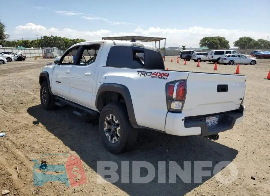 3TMCZ5AN4LM326895 Photo# 2