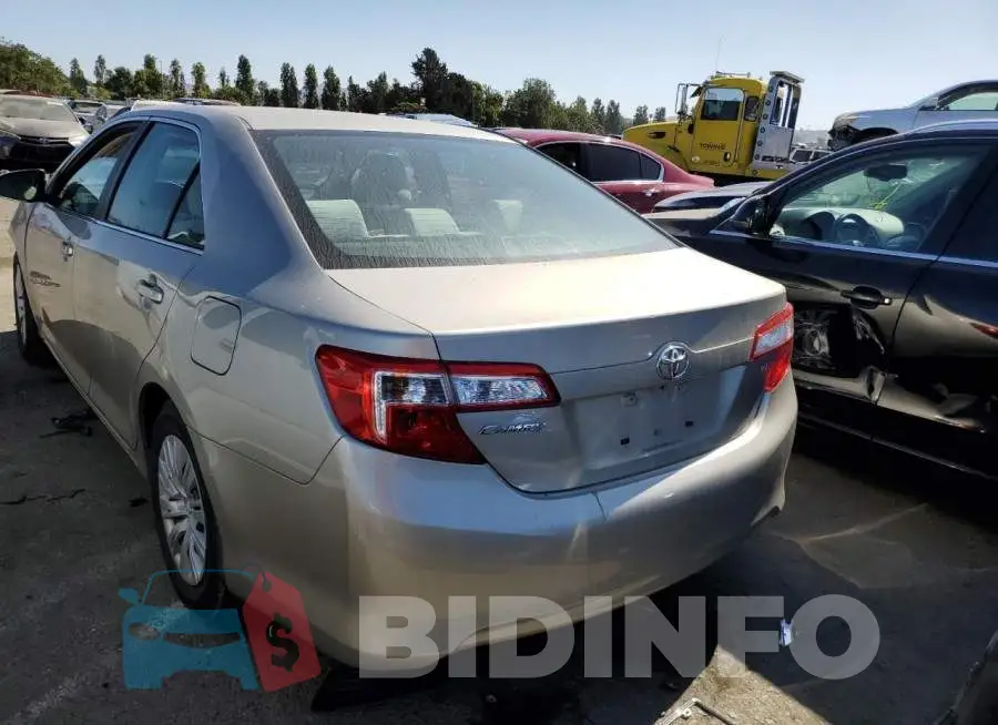 4T4BF1FKXER367995 Photo# 2