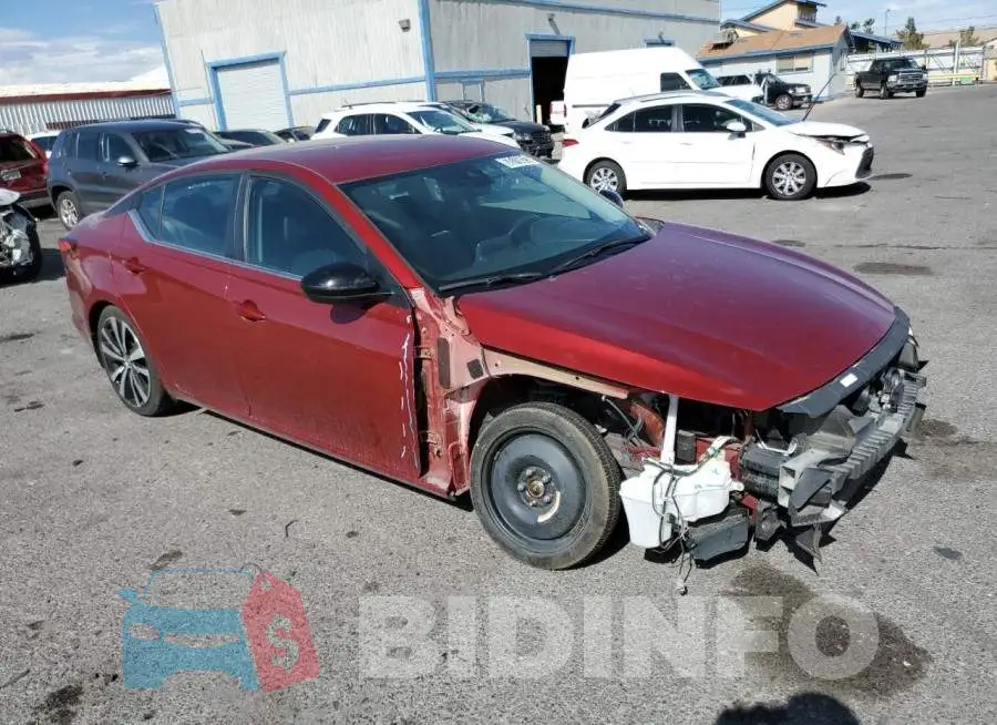 1N4BL4CV4LN313435 Photo# 4