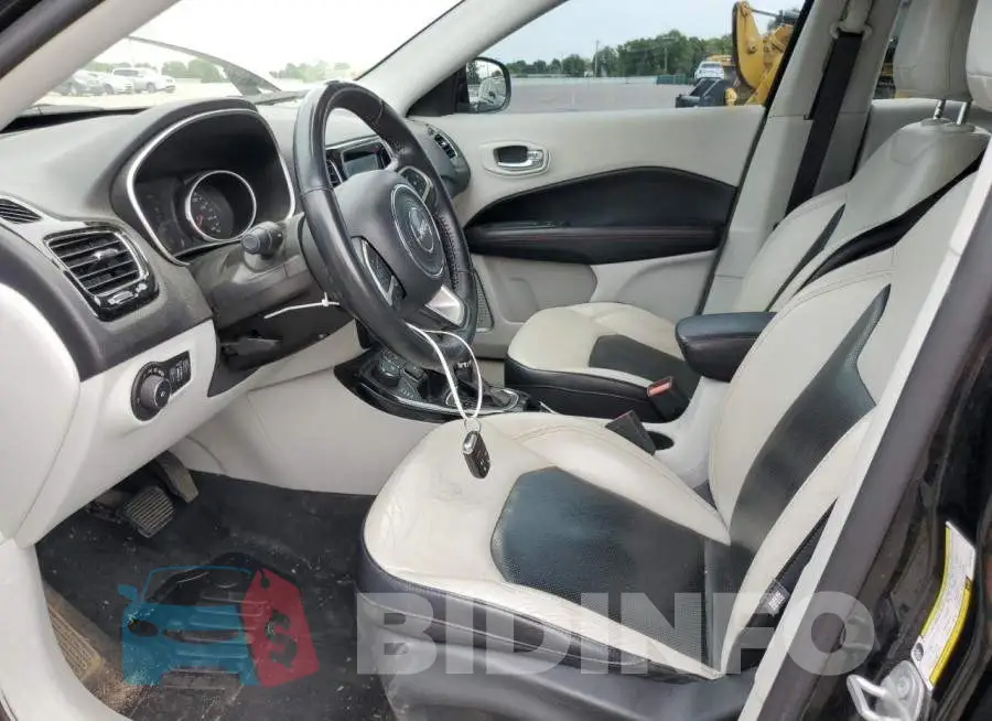 3C4NJDCB8HT628183 Photo# 7