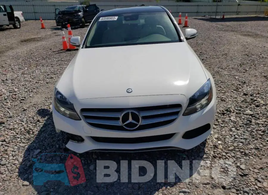 WDDWF4JB8GR160946 Photo# 5