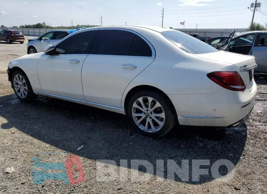 WDDZF4JB4HA251905 Photo# 2