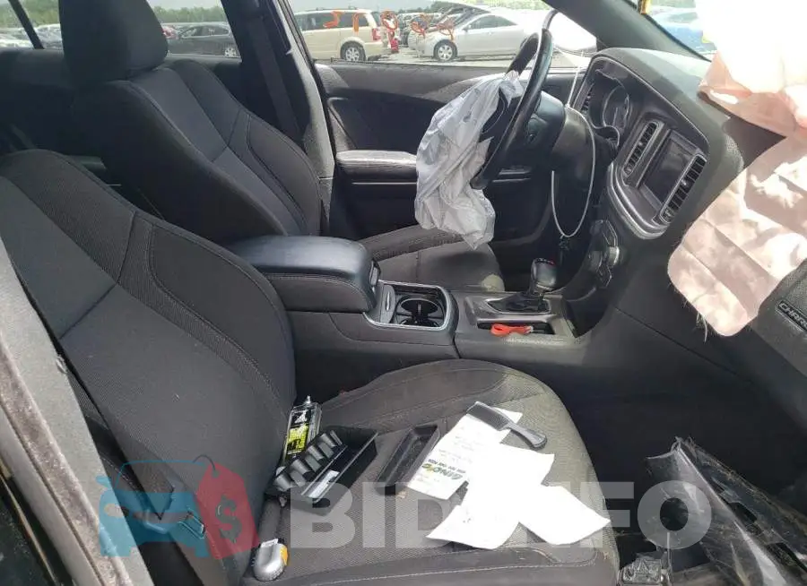 2C3CDXBG1KH640922 Photo# 5