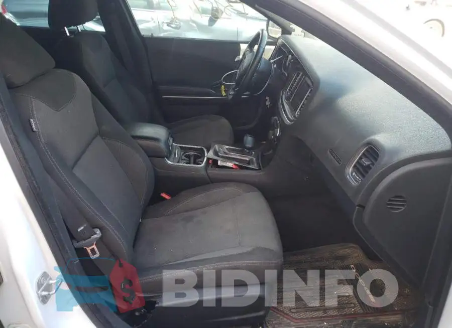 2C3CDXBG9FH870648 Photo# 5