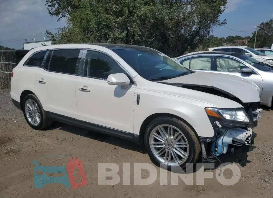 2LMHJ5AT2JBL02122 Photo# 4