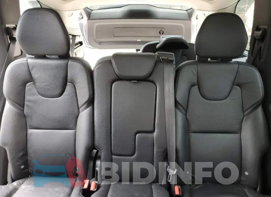 YV4A22PK1M1745421 Photo# 10
