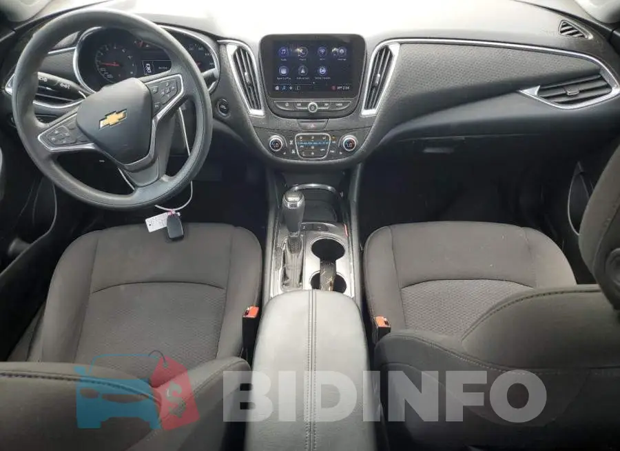 1G1ZD5ST2KF131617 Photo# 8
