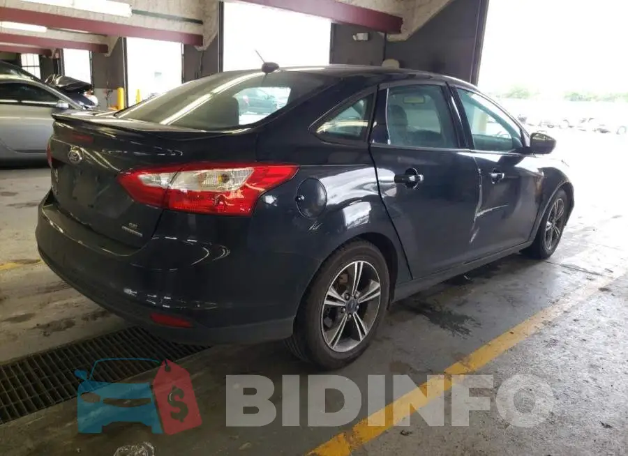 1FADP3F22EL369803 Photo# 3