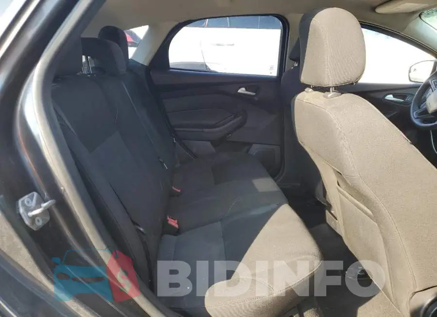 1FADP3K26FL242575 Photo# 10
