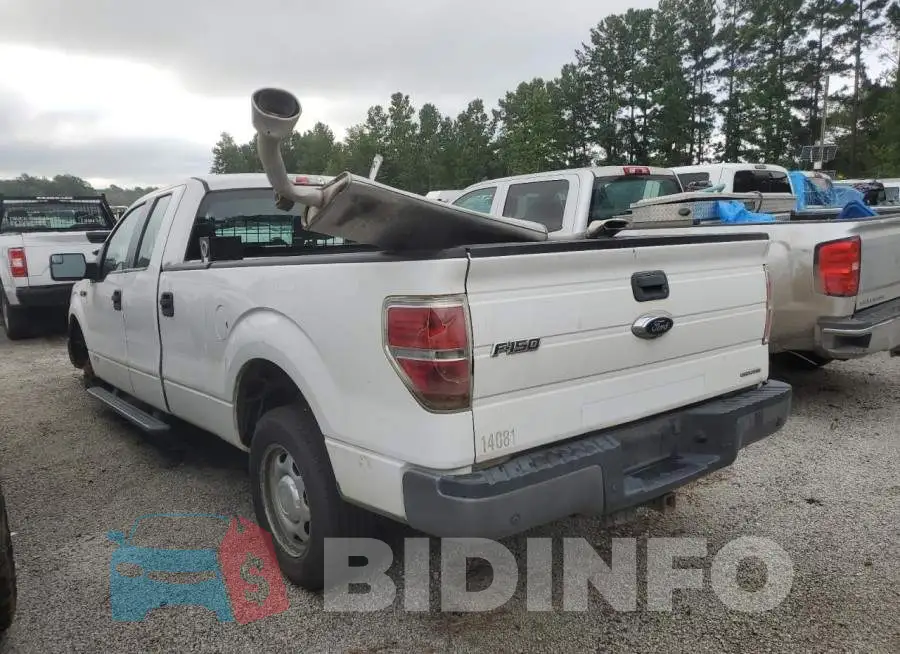 1FTVX1CF4EKD83718 Photo# 2