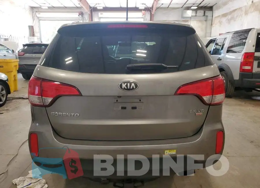 5XYKU4A76EG474424 Photo# 6