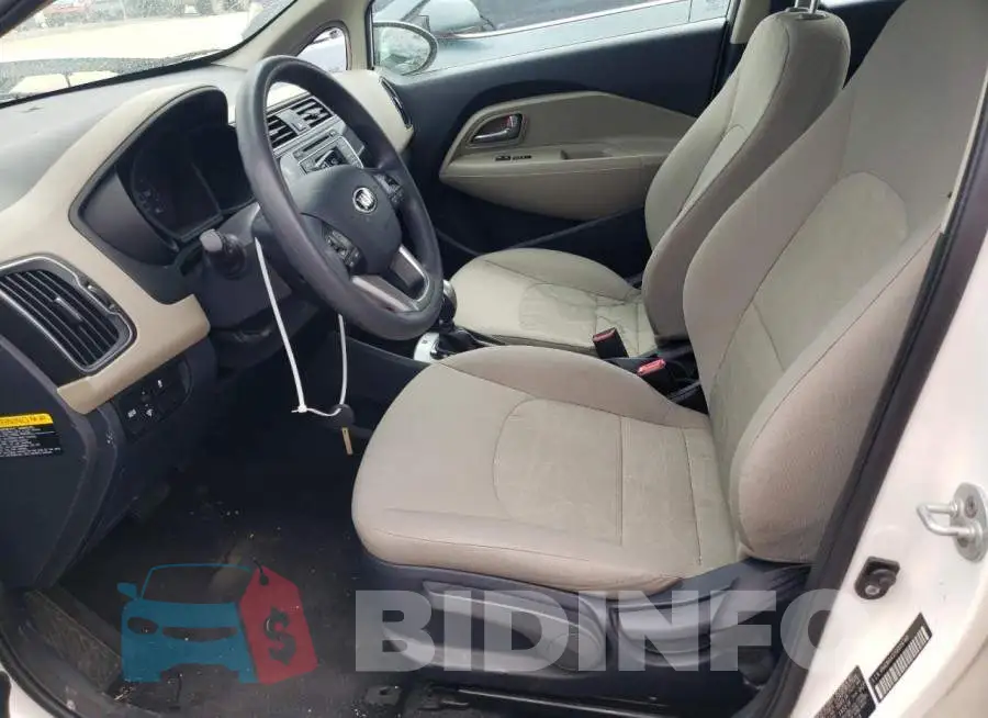 KNADM4A32G6639748 Photo# 7