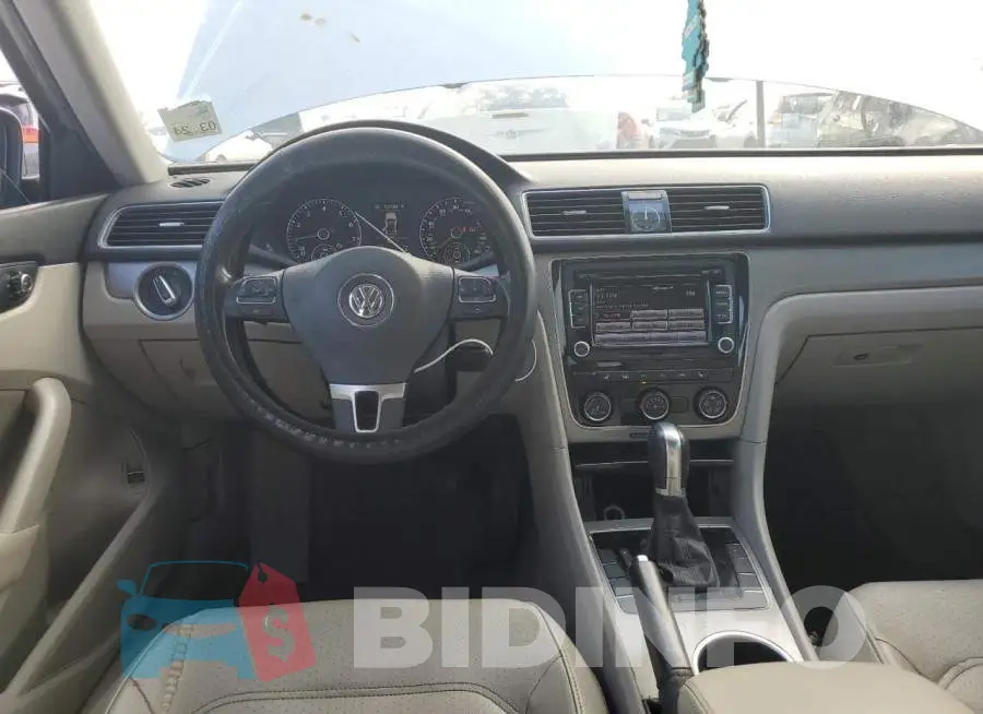 1VWBS7A31EC048355 Photo# 8