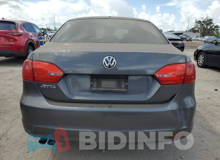 3VW2K7AJ5EM294631 Photo# 6