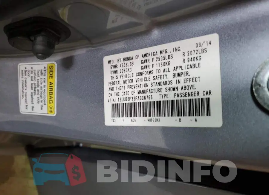 19UUB2F32FA006766 Photo# 12
