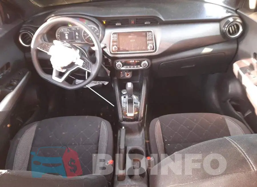 3N1CP5CU4JL515126 Photo# 8