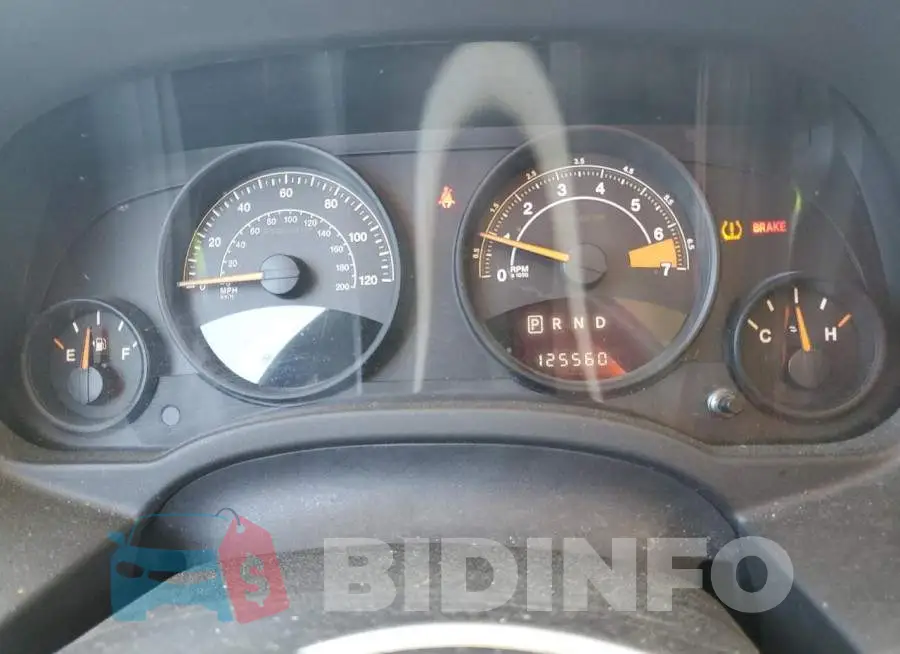1C4NJPBB3FD398431 Photo# 9