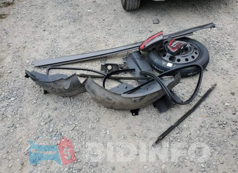 2C3CDXFG3FH748832 Photo# 12