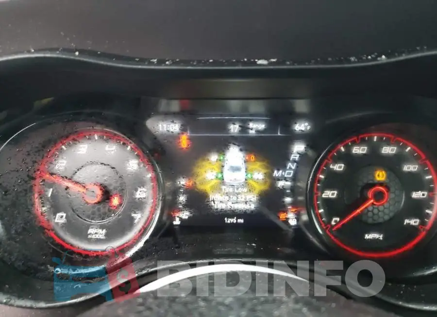 2C3CDXHG3PH611811 Photo# 9