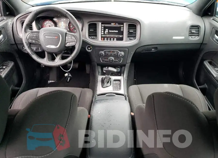 2C3CDXHG3PH611811 Photo# 8