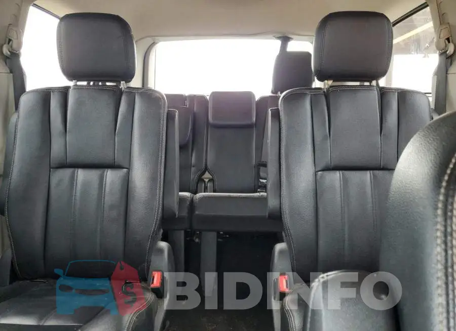 2C4RC1BGXGR294408 Photo# 10