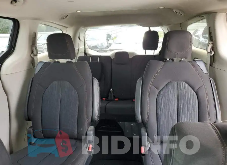 2C4RC1FG9LR146965 Photo# 10