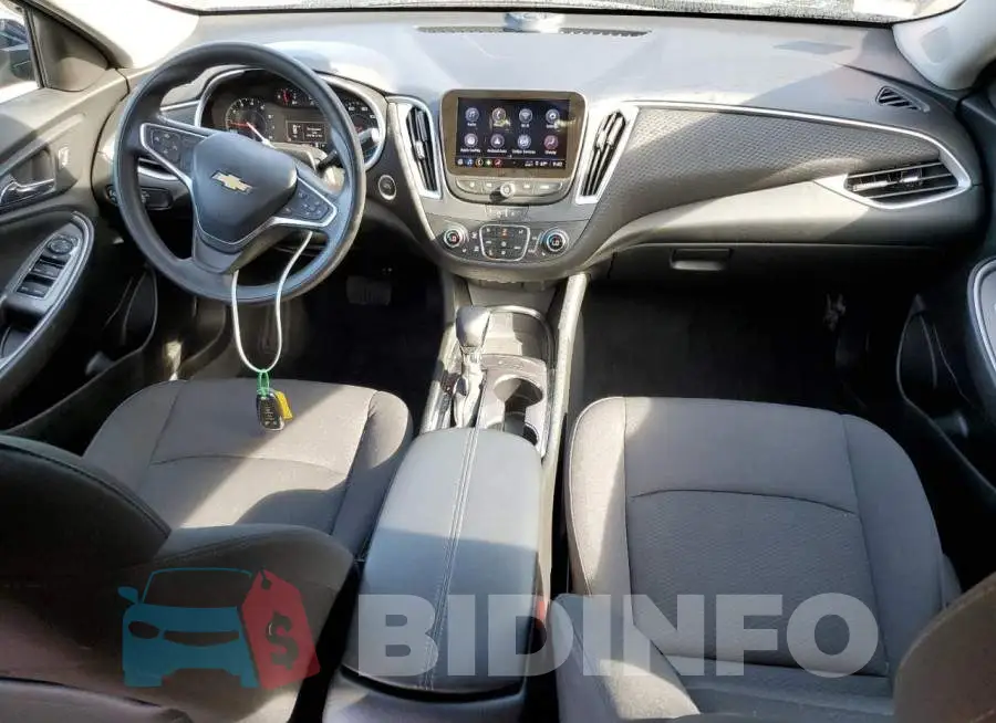 1G1ZD5ST2NF162421 Photo# 8