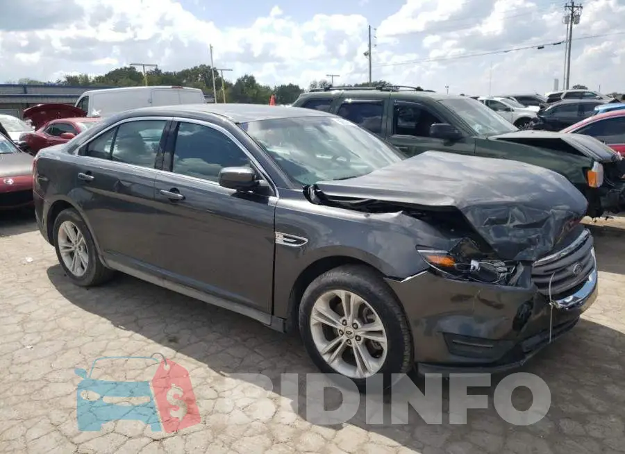 1FAHP2E82JG136783 Photo# 4