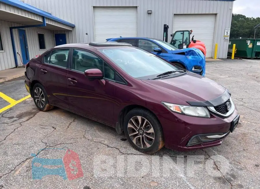 19XFB2F83FE024001 Photo# 4