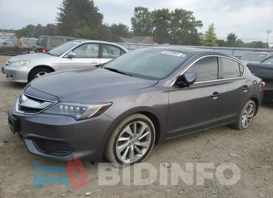 19UDE2F35JA009385 Photo# 1