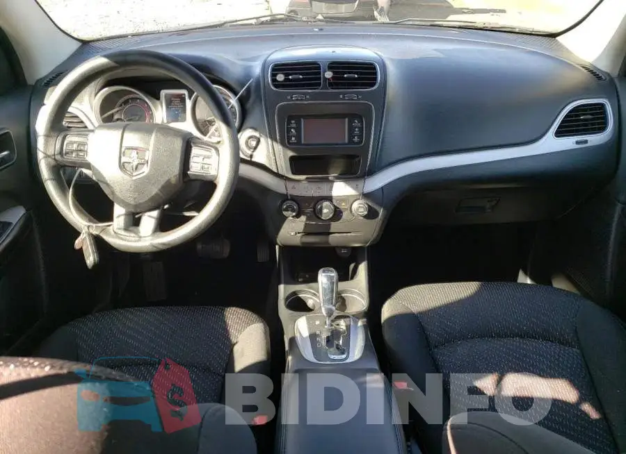 3C4PDCBG3GT135176 Photo# 8