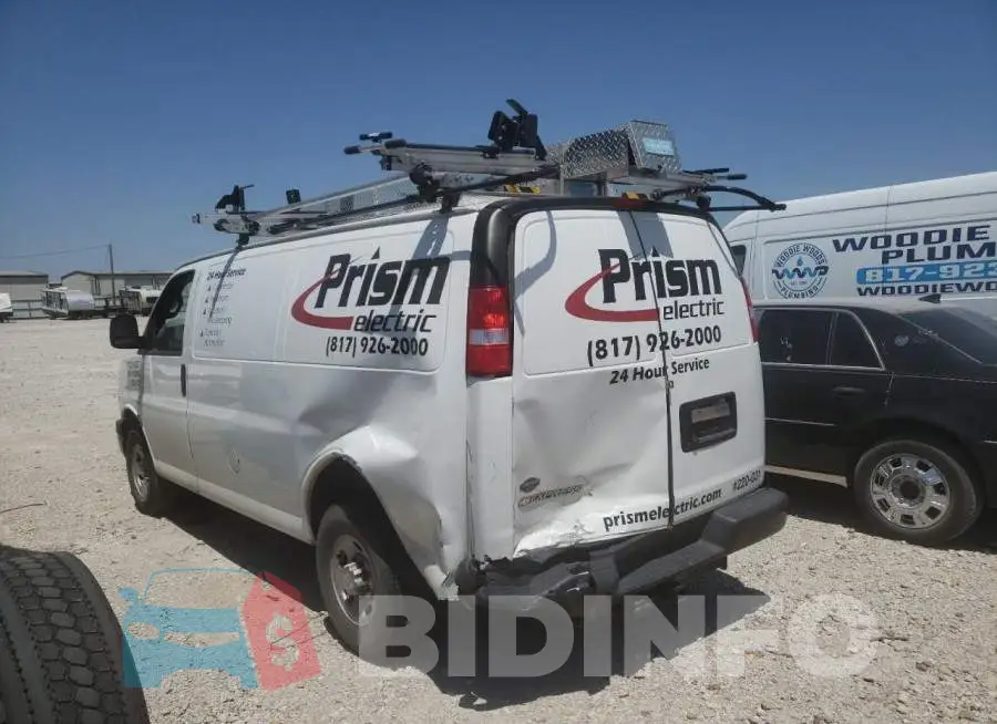 1GCZGGF76M1214653 Photo# 2
