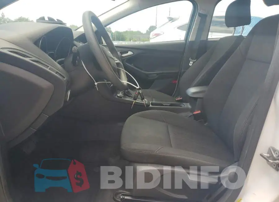 1FADP3F23HL282822 Photo# 7