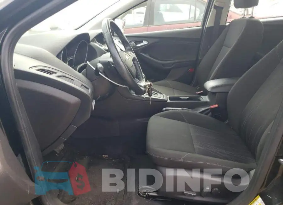 1FADP3F28FL216327 Photo# 7