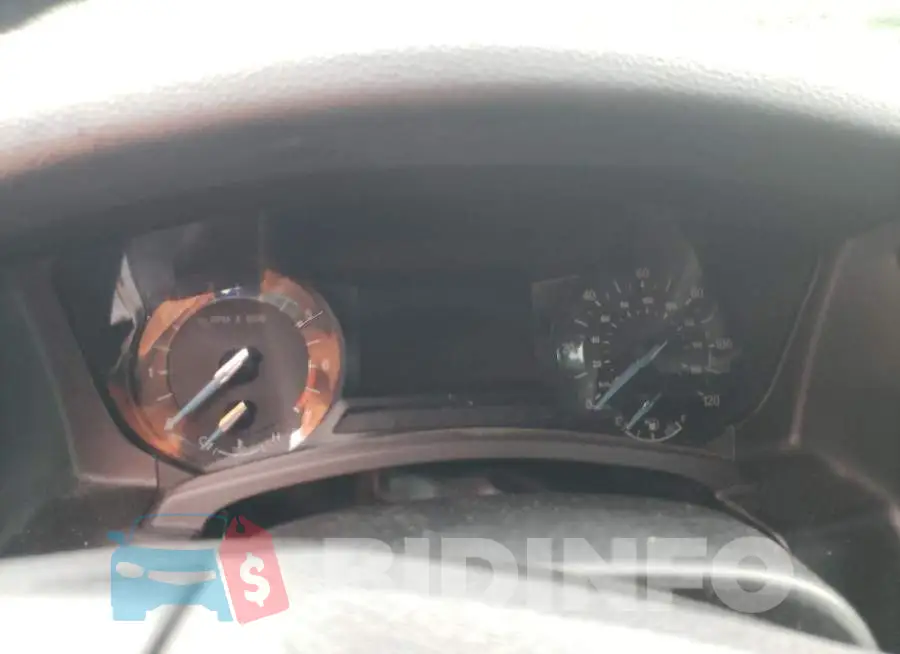 1FMJU1JT0FEF26840 Photo# 9