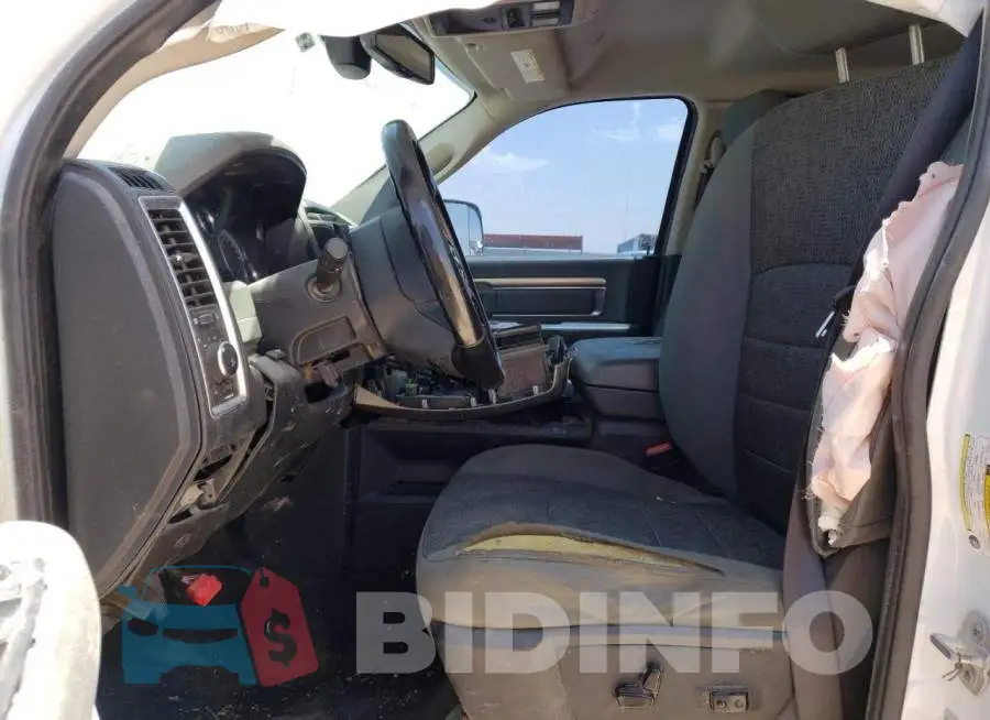 3C63R3HL3HG690814 Photo# 7