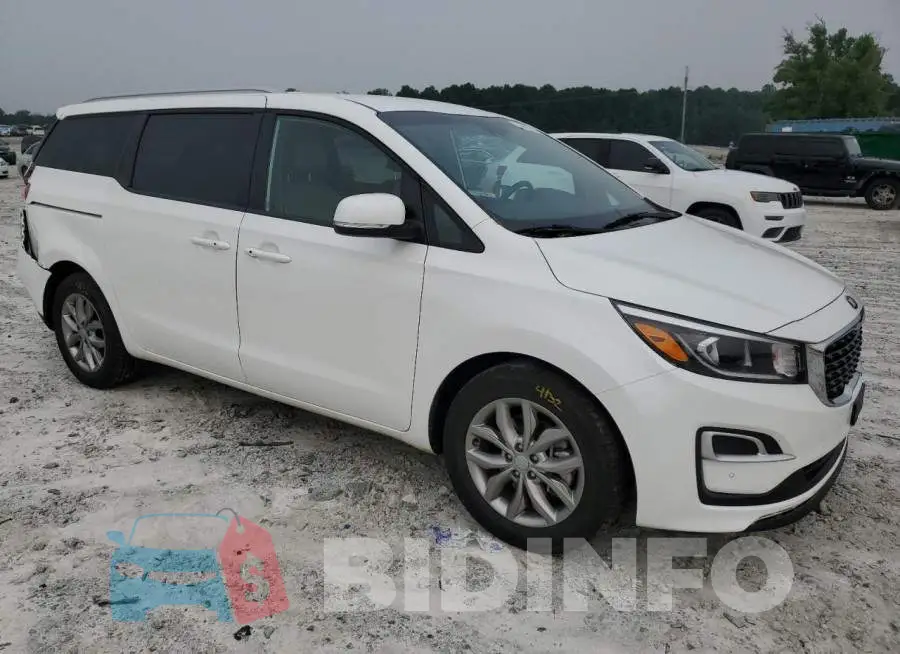 KNDMB5C11M6673363 Photo# 4