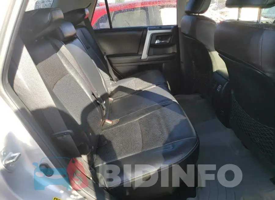 JTEBU5JR2E5169305 Photo# 10