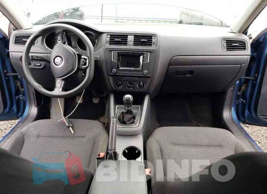 3VW167AJ3GM415062 Photo# 8