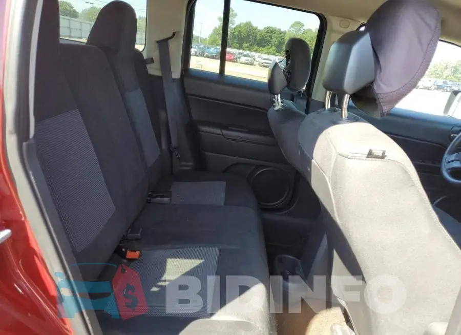 1C4NJPBA7ED536204 Photo# 11