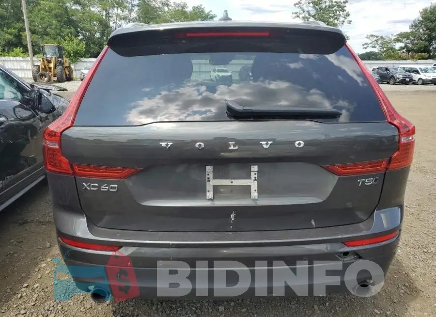 YV4102RK4M1881299 Photo# 6