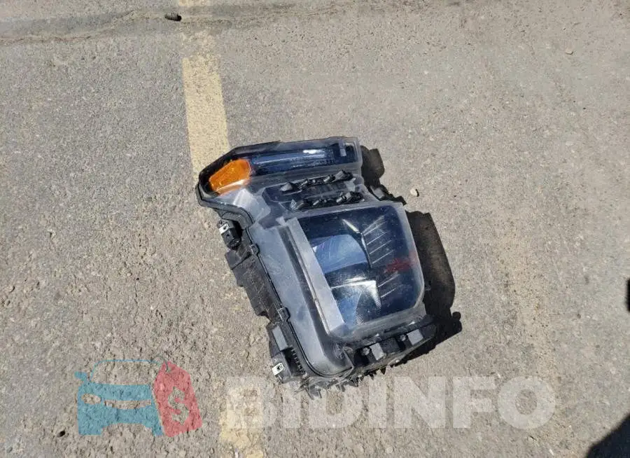 1GC2YLE79LF250167 Photo# 12