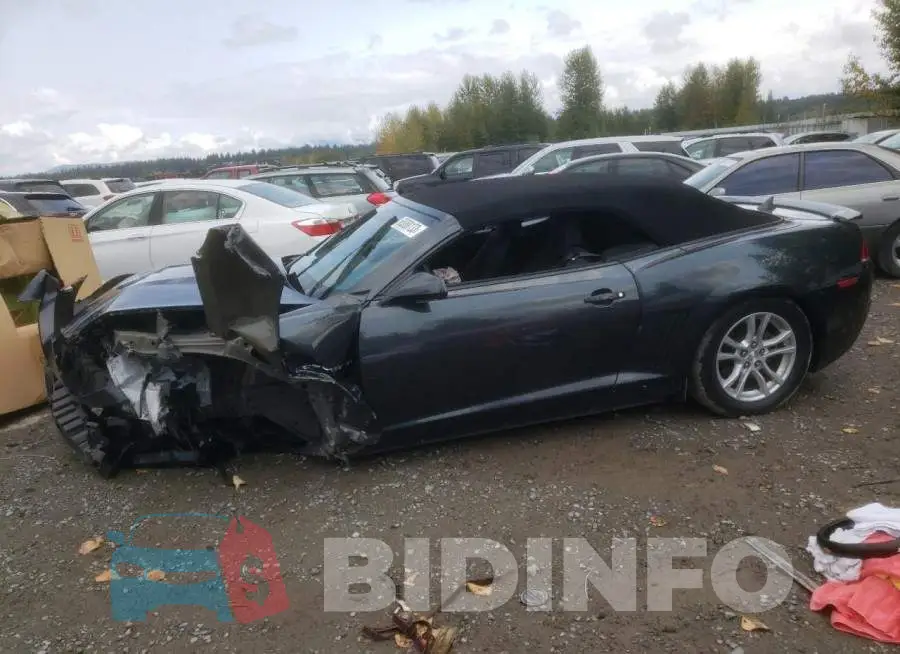 2G1FD3D3XF9275743 Photo# 1