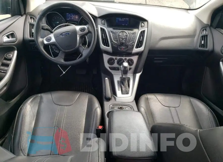 1FADP3F20EL240443 Photo# 8