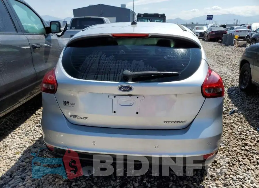 1FADP3N24HL314193 Photo# 6