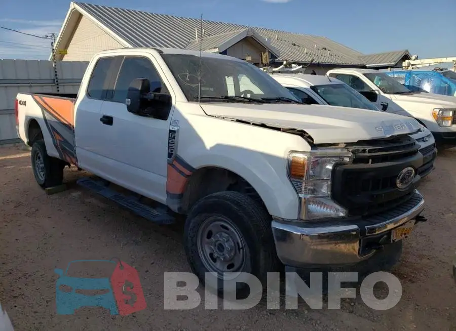 1FT7X2B63NEE85719 Photo# 4