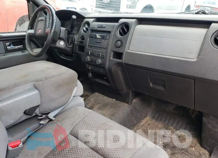 1FTNF1CF6EKD16394 Photo# 8