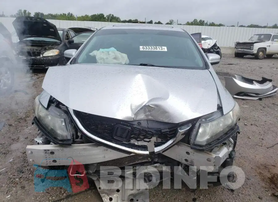19XFB2F98EE040654 Photo# 5