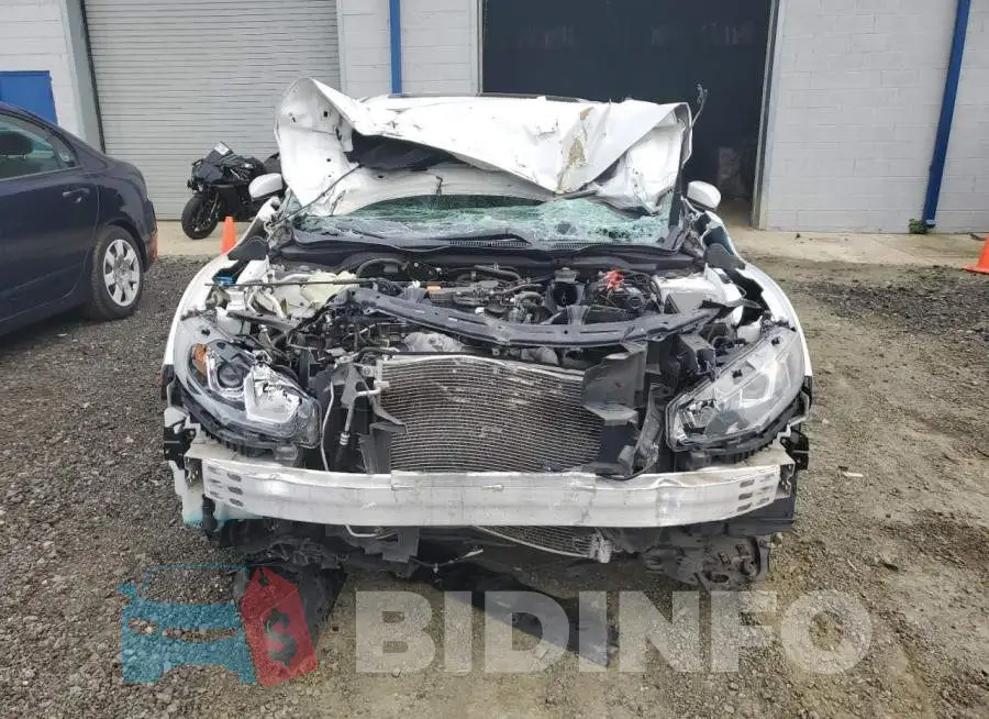 19XFC2F78HE211886 Photo# 5