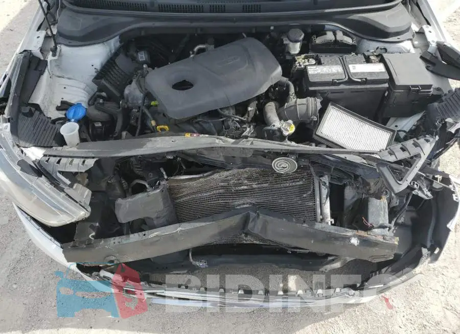 3KPC24A3XJE020823 Photo# 11